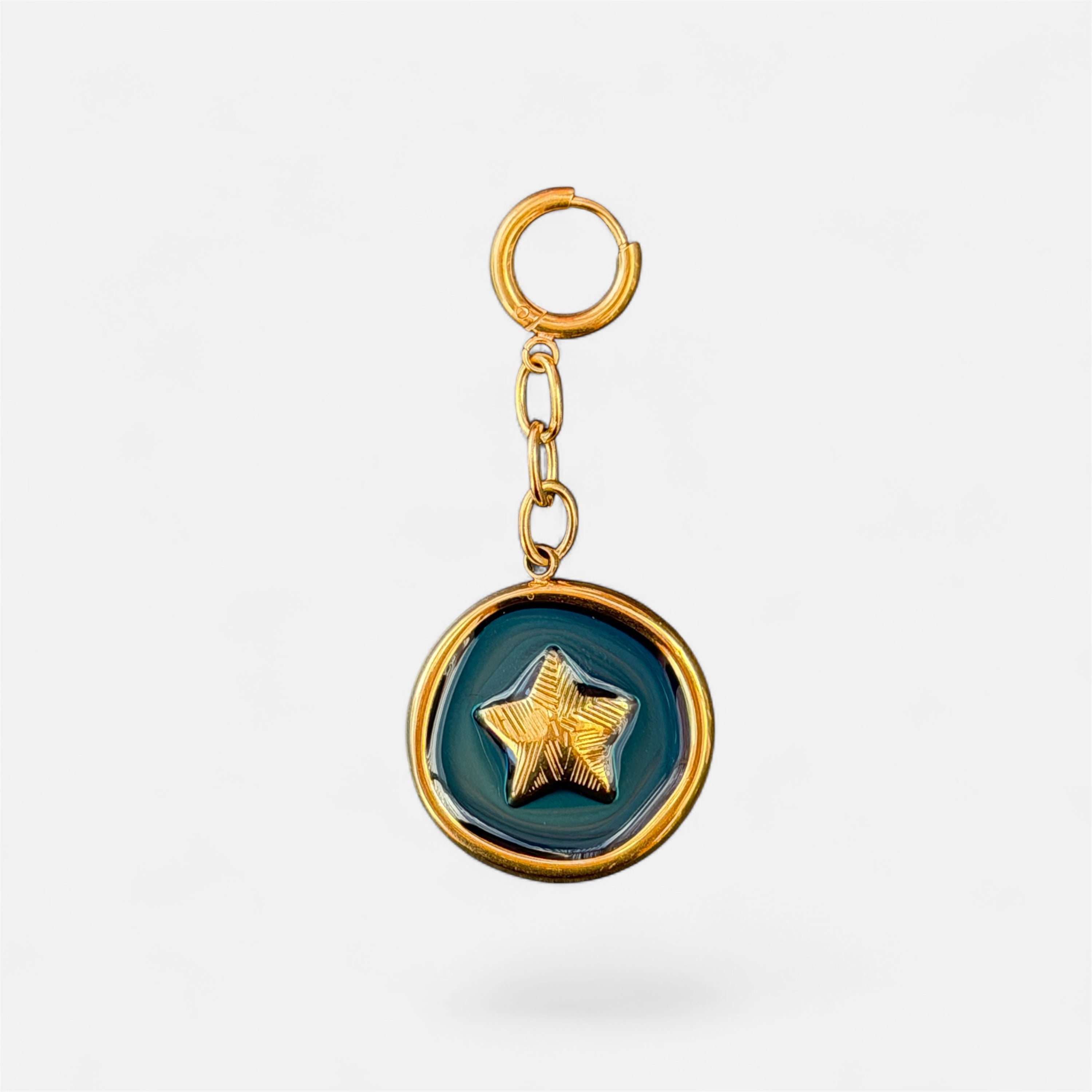 ESTRELLA EN CIRCULO VERDE BIKINI CHARM